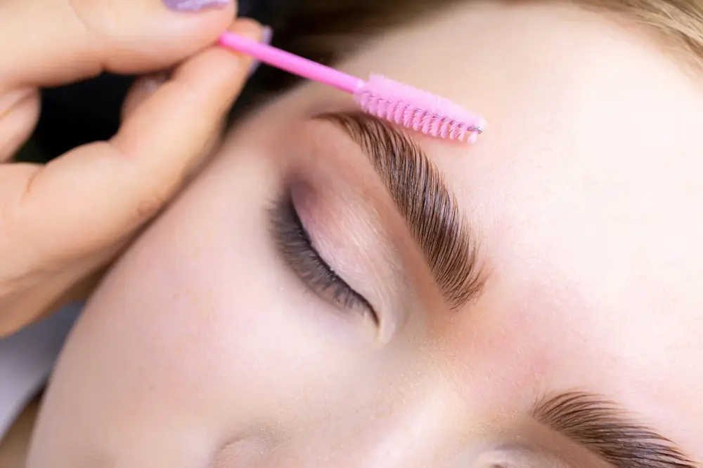 Restucturation des sourcils Limoges