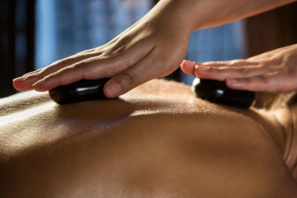 massage aux pierres chaudes limoges